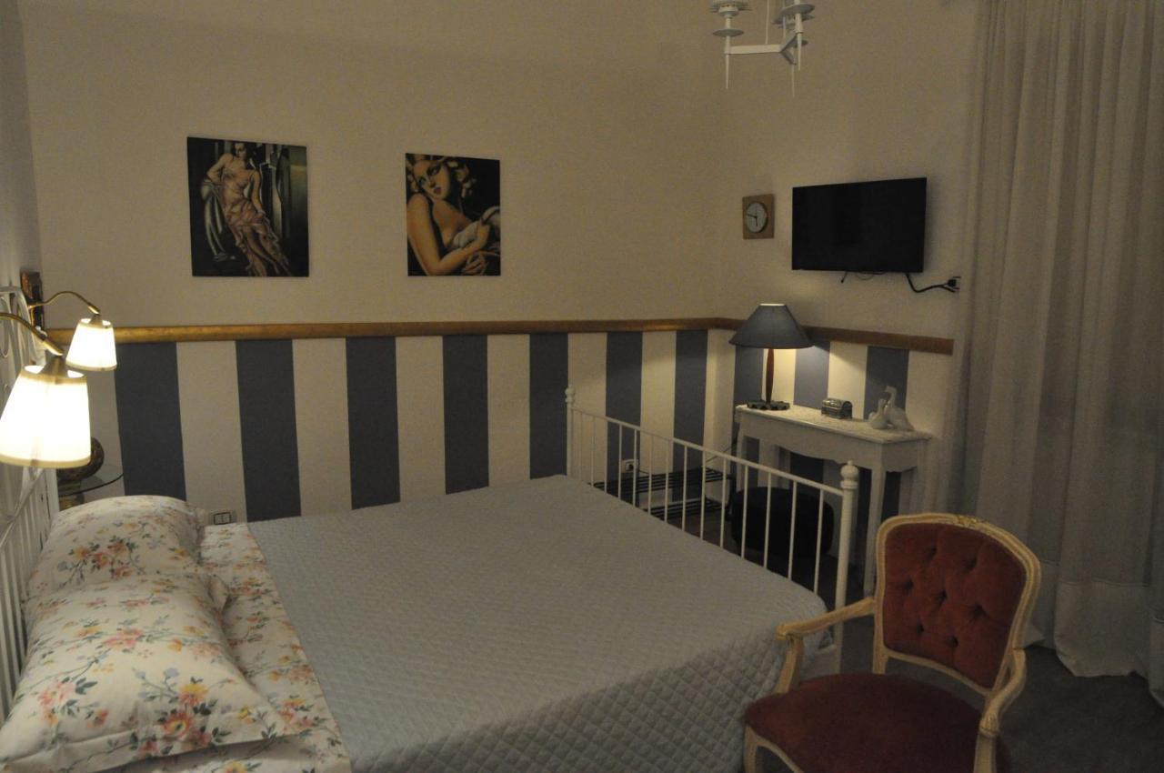 Brenta 12 Panzió Messina Kültér fotó